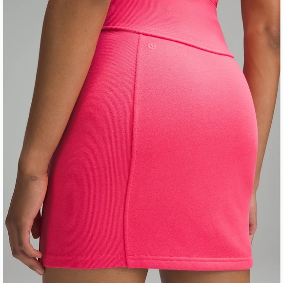 Lululemon scuba mini skirt - Picture 3 of 13